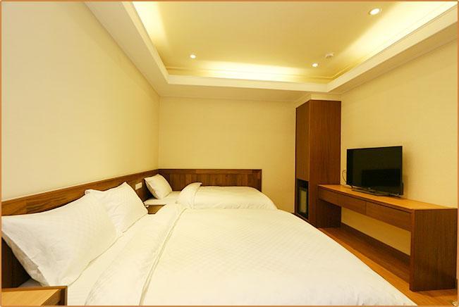 Happy Owner B&B Жуйсуй Экстерьер фото